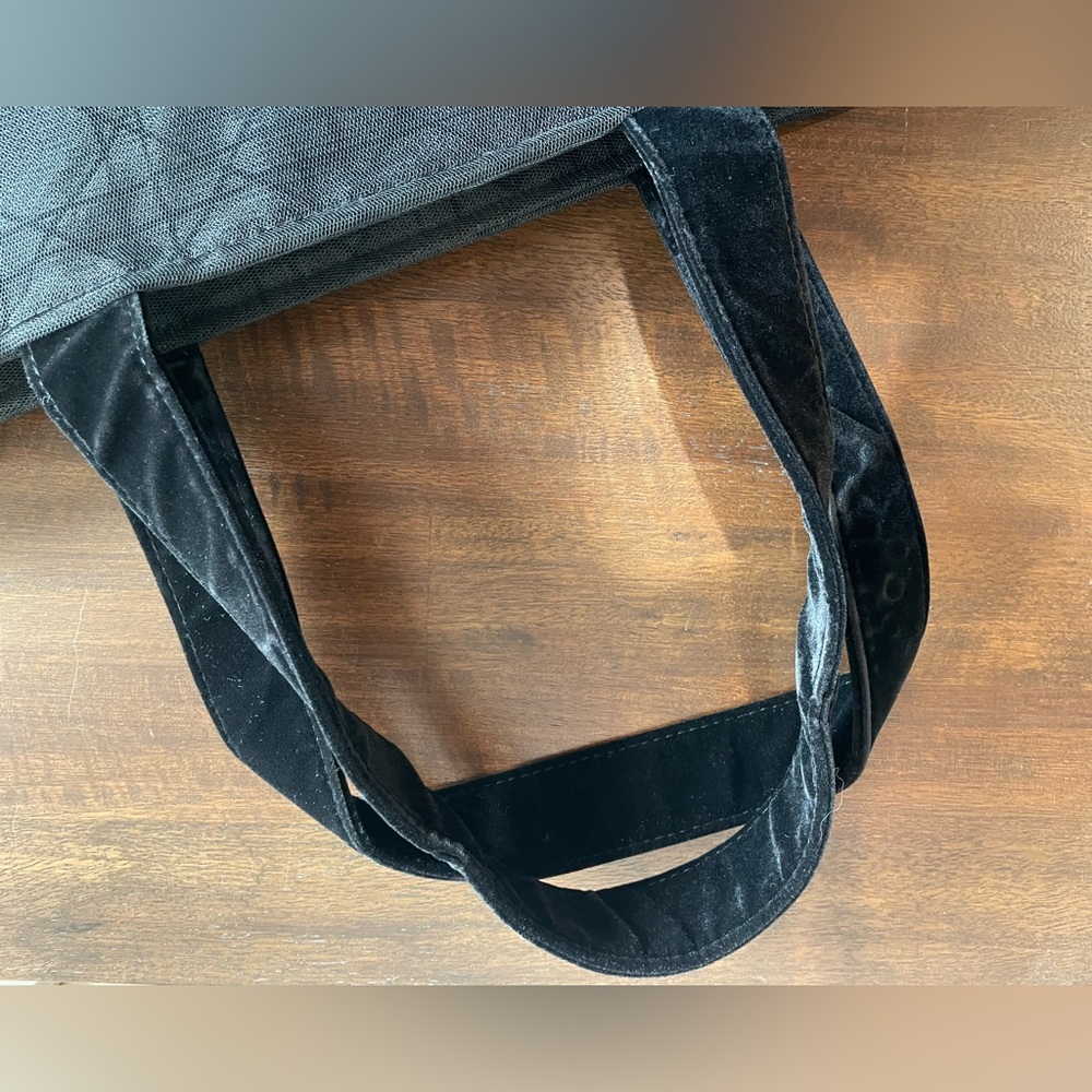 !!NEW!!  Dior Beauty Black Mesh Tote - So Giftable!! - Picture 4 of 5